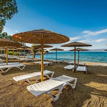 Rezort Evia Riviera