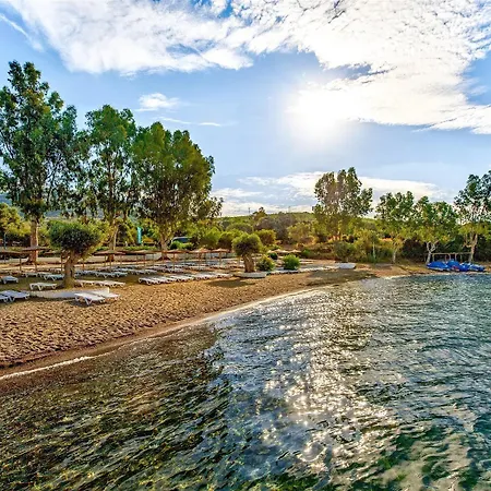 Evia Riviera By Anayia 4*